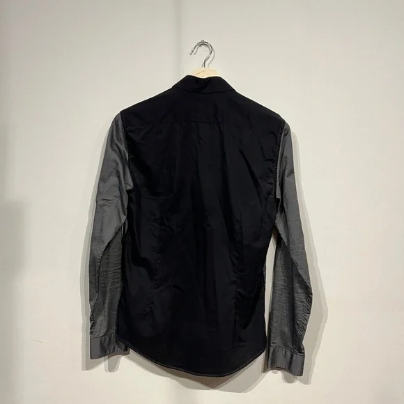 Guess Button Up - Picture 2 of 3